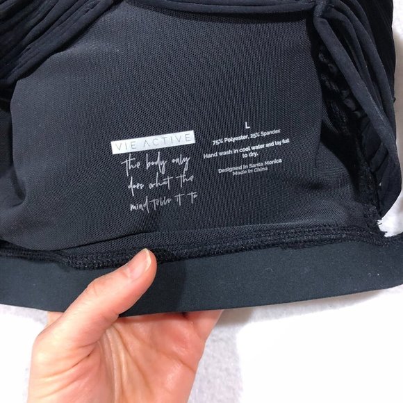 NEW Vie Active Womens Large Black Ultra Flow Lacey Sports Bra NWT $75 - Picture 8 of 9